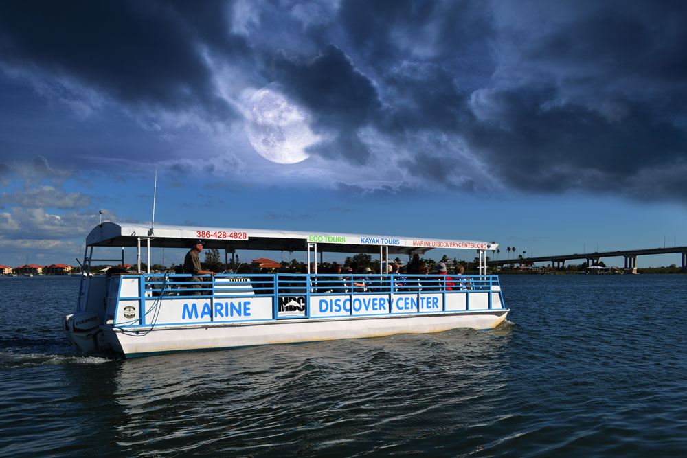 2-Hour Full Moon Boat Tour